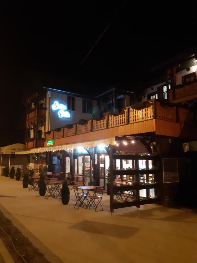 Vila Szoke โซวาตา ภายนอก รูปภาพ